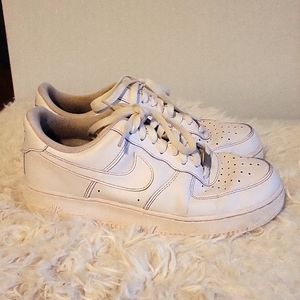 Womens Size 10.5 nike airforce ones